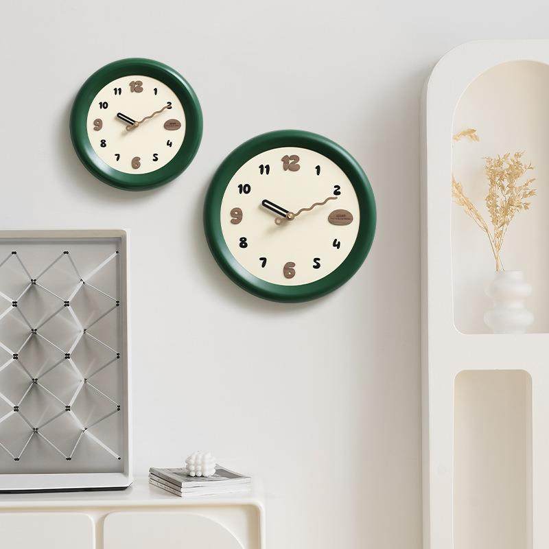 wozoom屋准2025新款网红客厅钟表现代简约挂钟餐厅高级感时钟