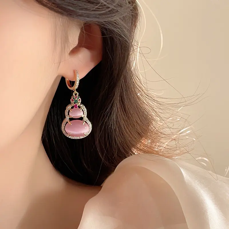 新中式甜美镶钻葫芦耳扣小众个性耳环潮流百搭粉色心耳饰