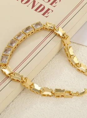欧美新款轻奢高级感铜镀真金微镶方块冰糖锆石手链女时尚手环
