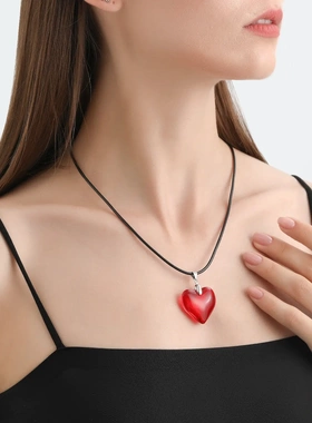欧美饰品简约红色大爱心牛皮绳项饰法式冷淡风小众心形项链女