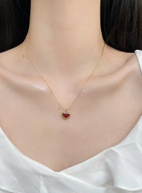 红色爱心钛钢项链女2025新款爆款轻奢小众锁骨颈链吊坠高级感配饰