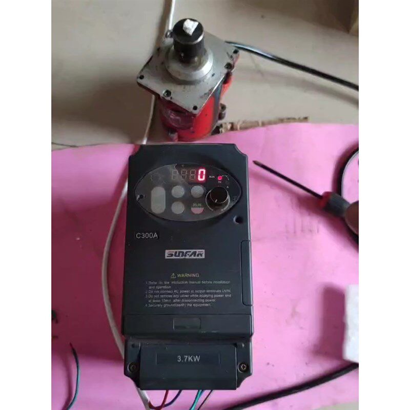 议价四方单相3.7Kw变频器,功能正常,实物实拍实价