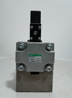 议价日本原装CKD二位五通电磁阀4F720-25-AC220V.