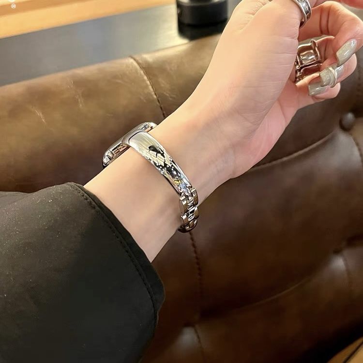 夏季小香风表带适用iwatch9金属S8手镯款表链苹果S7高级456SE表带
