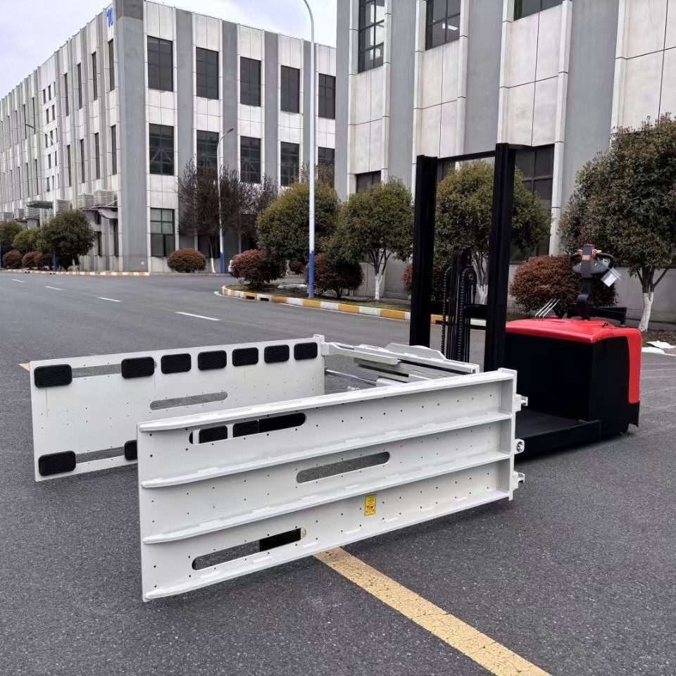 电动抱夹叉车圆柱弧形夹抱机翻转液压堆高旋转夹抱机升高装卸车,五金/工具,升降台,淘宝优惠券,粉丝福利购,淘宝优惠卷