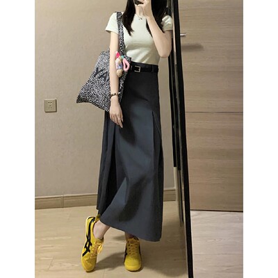 梨形身材灰色西装半身裙