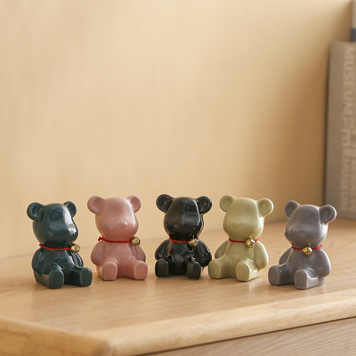 陶瓷卡通爱心熊公仔暴力熊摆件小号酒柜桌面电池柜茶桌车载装饰品