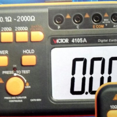 数字接地电阻测试仪 VC4105A
