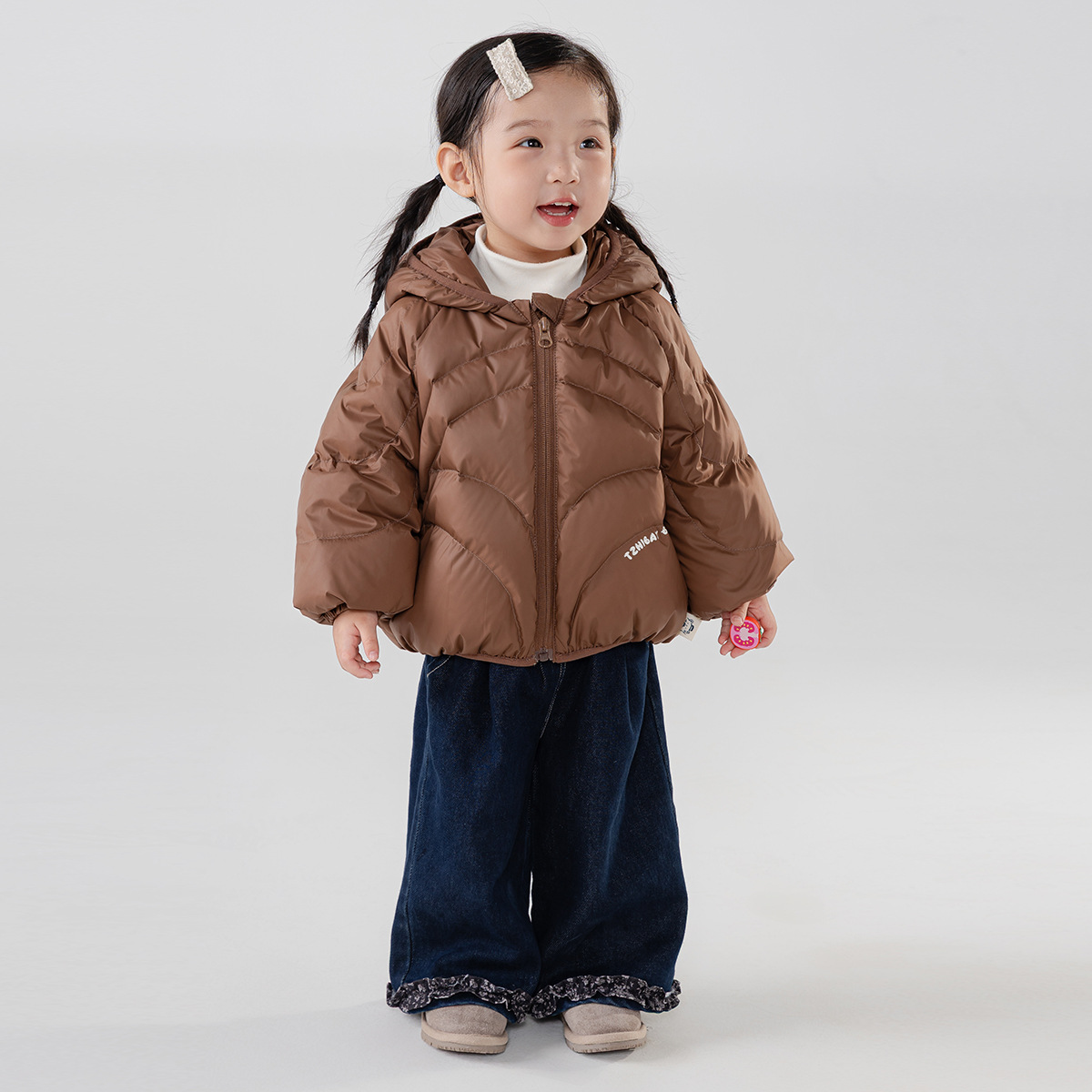 2025新款哈哟贝儿童羽绒服新品男