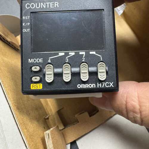 H7CX-A4WSD计数器，全新正品未使用，照片实拍，议价