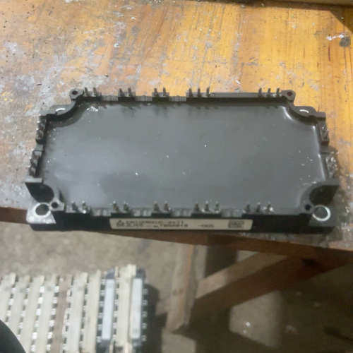 CM100MXUC-24T1模块，原装，型号T8议价