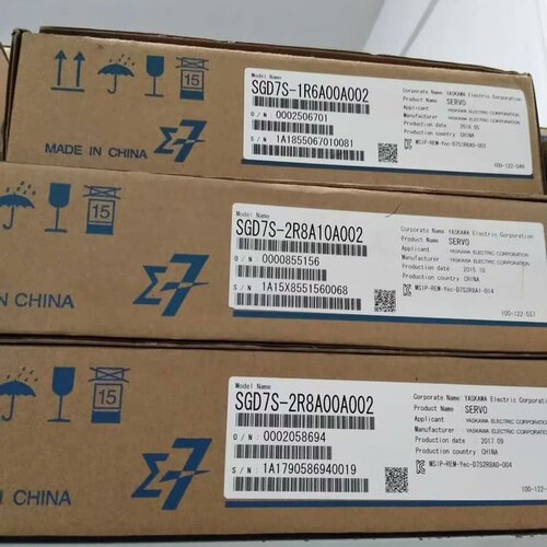 全新7系列安川伺服电机200W套装SGD7S-1R6A00A议价