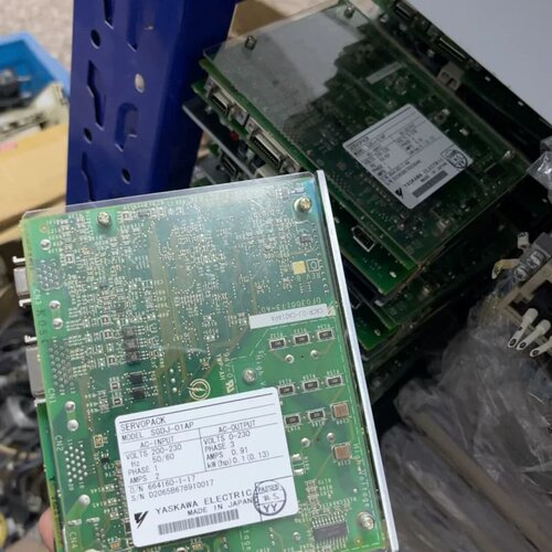 SGDJ-01AP 安川伺服驱动器，原装，件，成色还议价