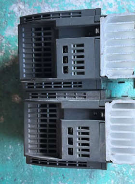 变频器6SL3210-5BE21-5UV0   1.5议价