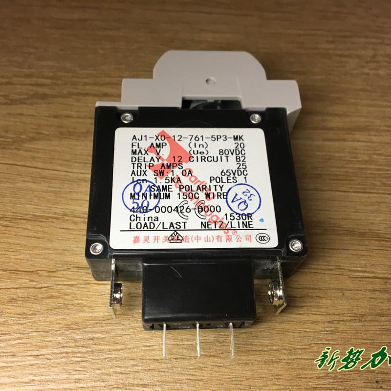 美国Carling嘉灵AJ1-X0-12-761-5P3-MK 设备断路器 NO+NC