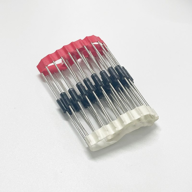 SA16A/SA18A/SA20A/SA22A/24/26A/CA单向TVS双向DO-15瞬态抑制管