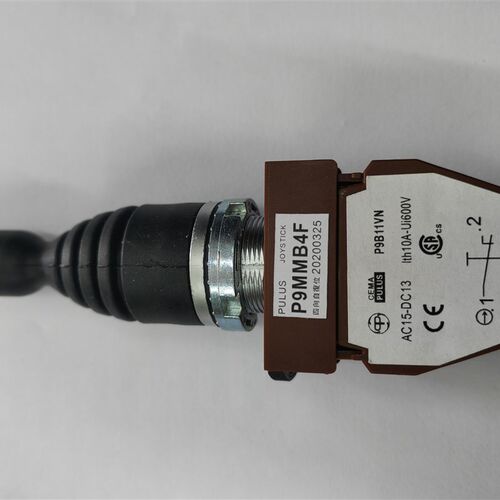 P9MMN4F P9MMB4F P9XMN4F Joystick CEMA P9B11VN 主令开关 PULUS