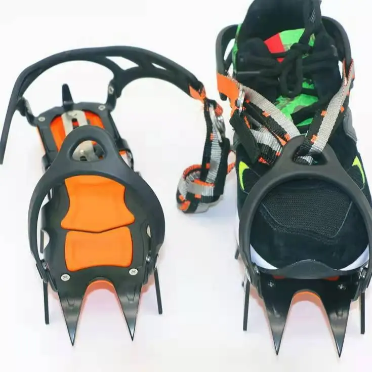 户外攀岩登山防滑鞋套 式绑带12齿专业冰爪