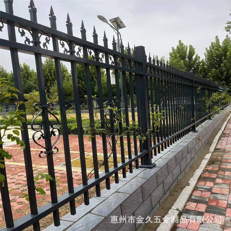 定制工厂铁艺防爬围栏学校安全隔离护栏住宅小区金属防护网栏