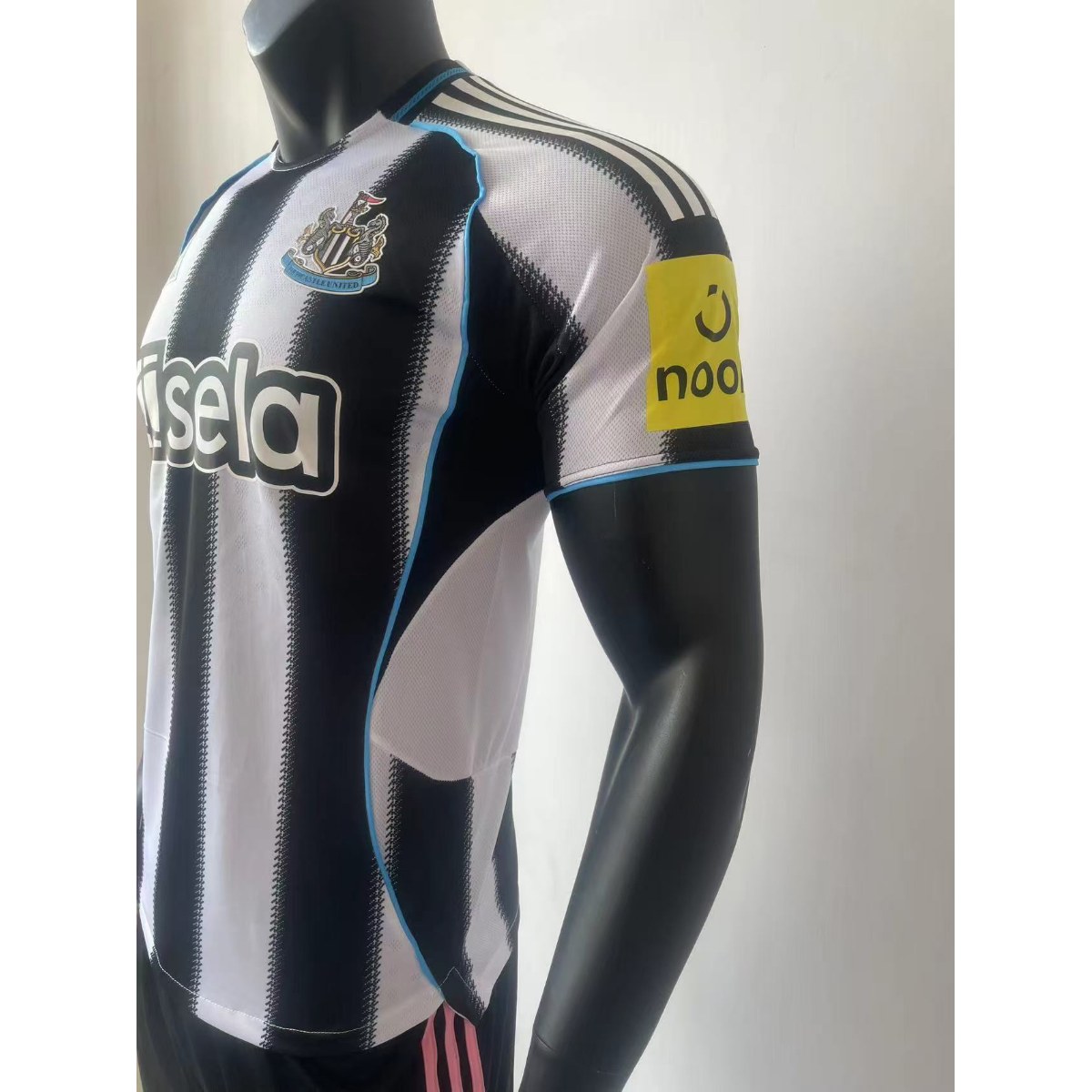 球员版2526赛季纽卡斯尔主场足球服球衣短袖上衣