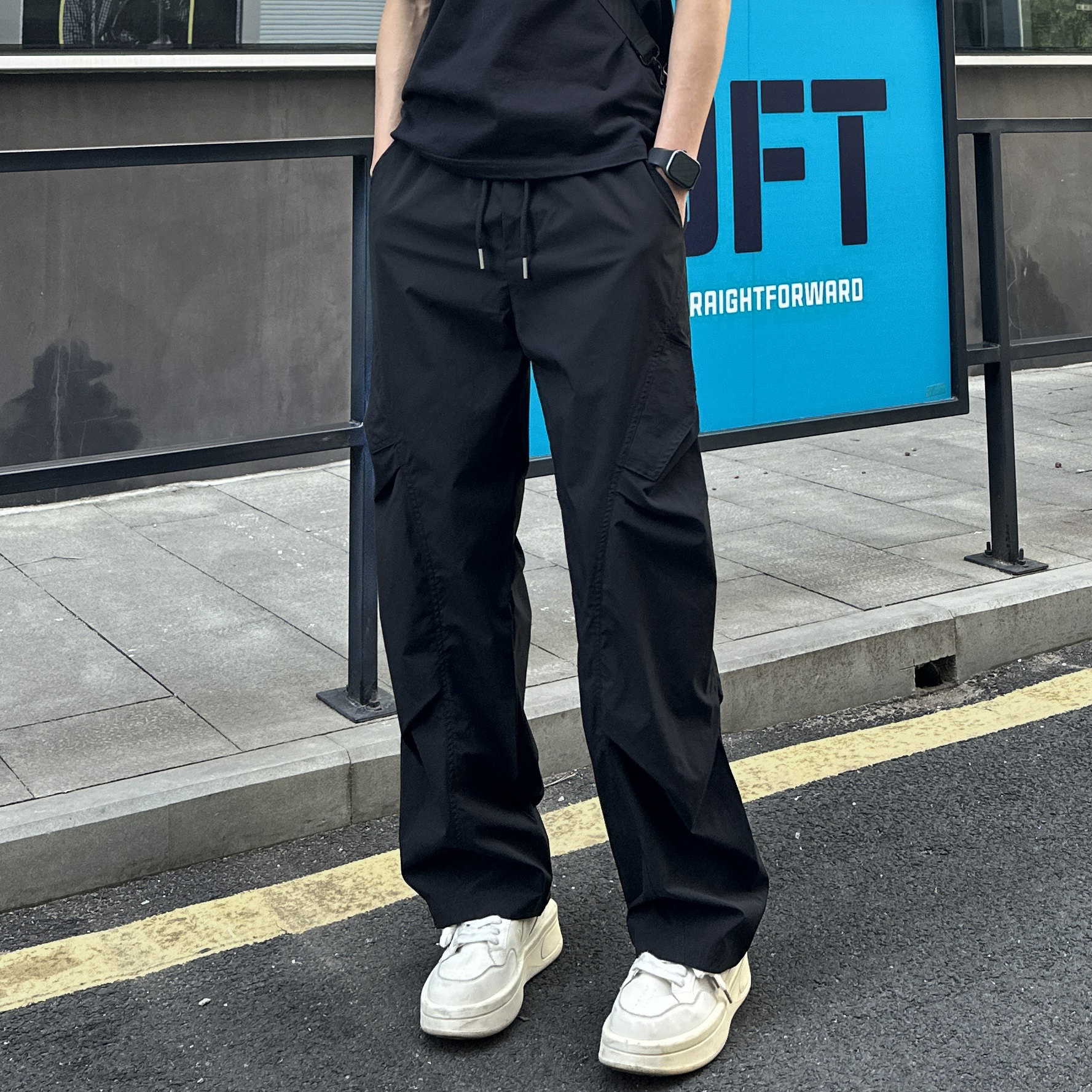 高级黑户外运动时尚工装裤