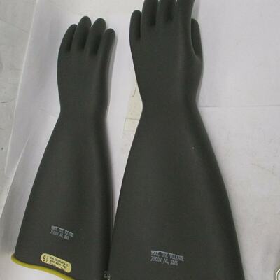 New Open Box Salisbury Linemans Gloves E116YB8H A4451DN