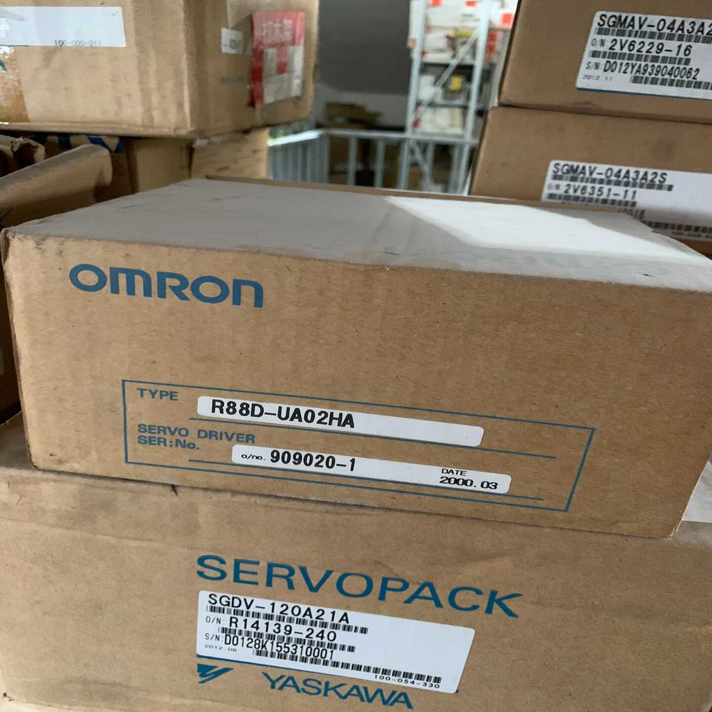 【议价】R88D-UA02HA驱动器如图议价适用