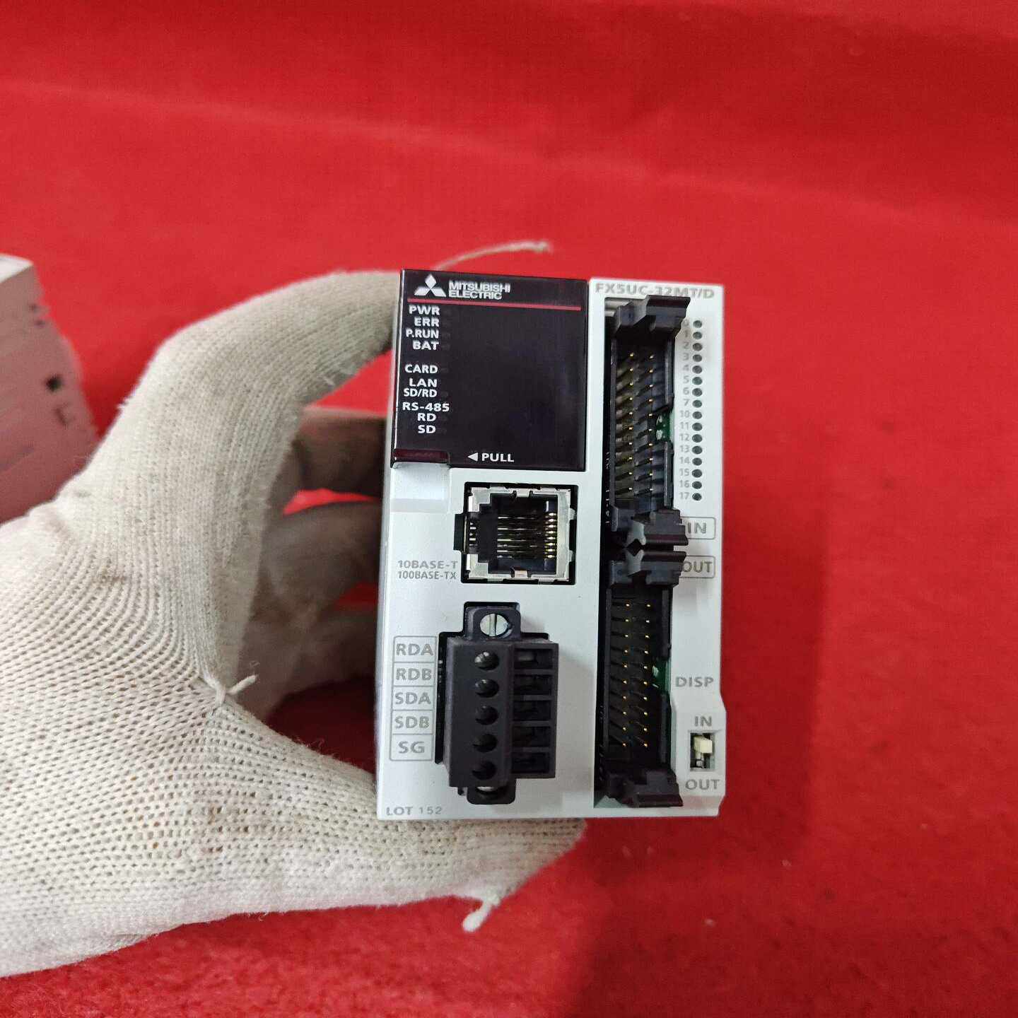 三菱FX5UC-32MT/DPLC模块，二手拆机成色很好