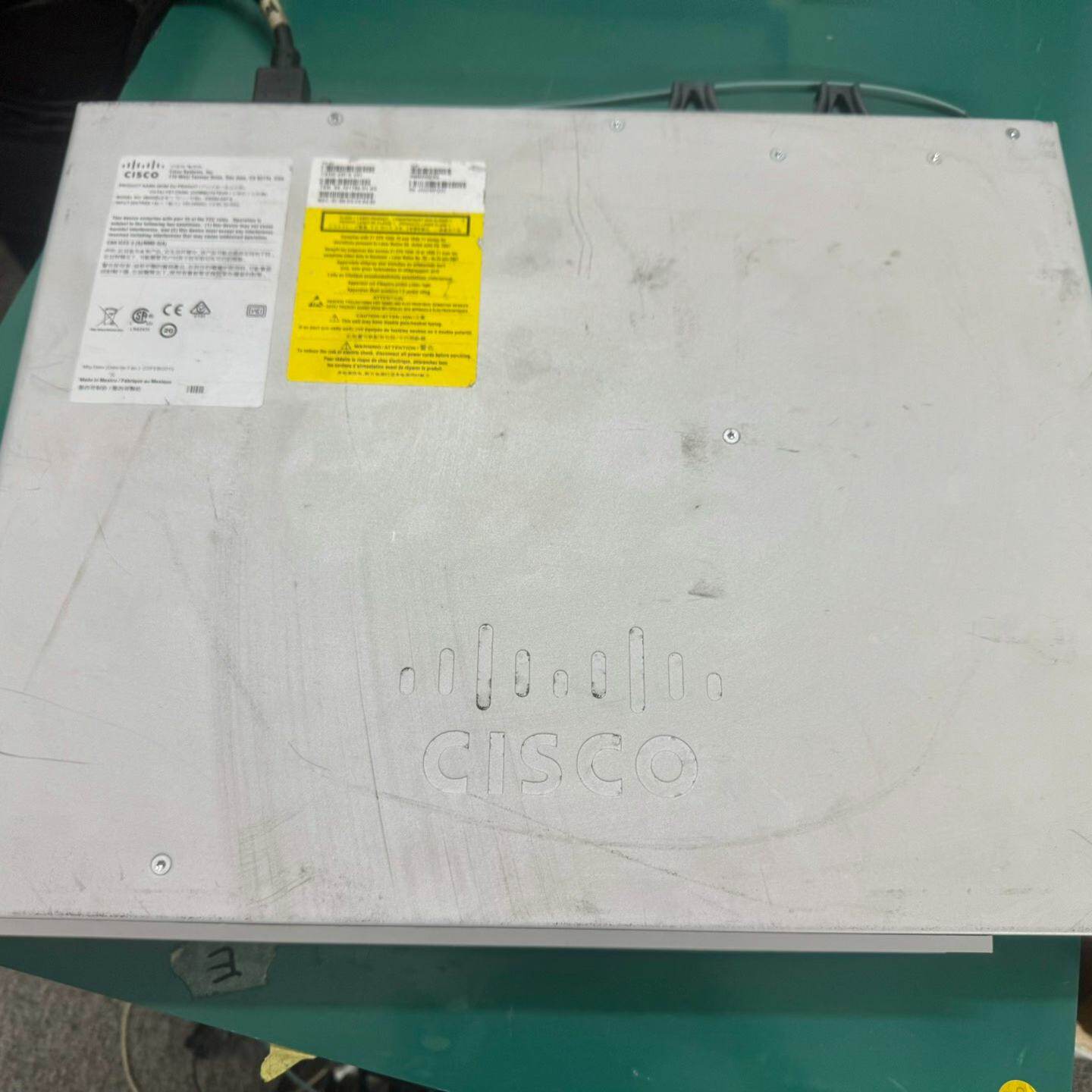 C9200-24P-A 原装二手思科交换机--议价商品