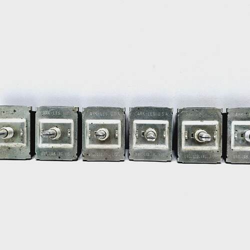 2808A524 ARKLES ROTARY SWITCH 1525A  240480VAC LOT OF 6