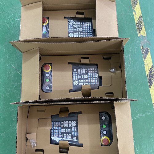 【询价】yrc1000示教器，app01。