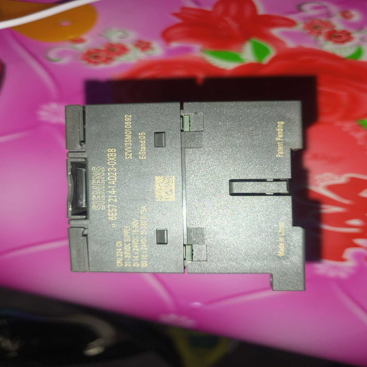 西门子6ES7214-1AD23-0XB8，实物拍摄--议价商品