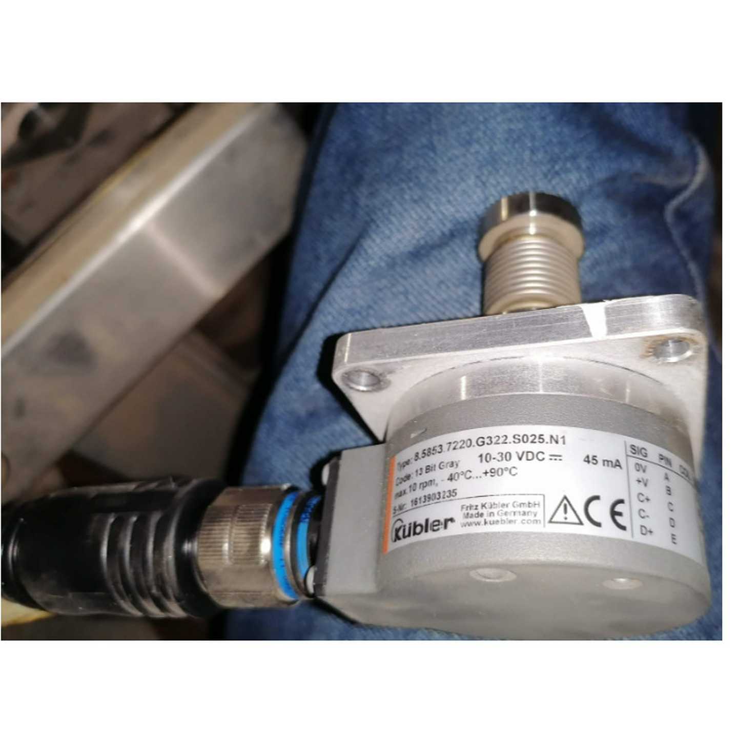 d德国KUEBLER库伯勒编码器8.5853.7220.G322.S025.N1