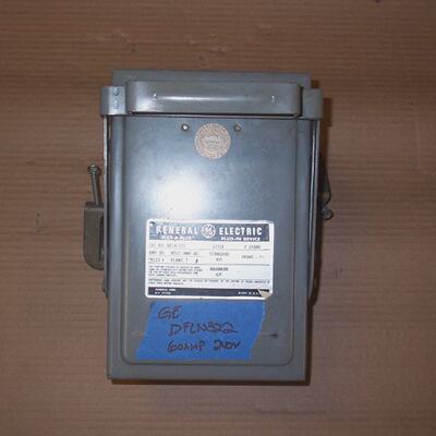 GENERAL ELECTRIC GE DFLN DFLN322 60 AMP 240V FUSIBLE FUSED B
