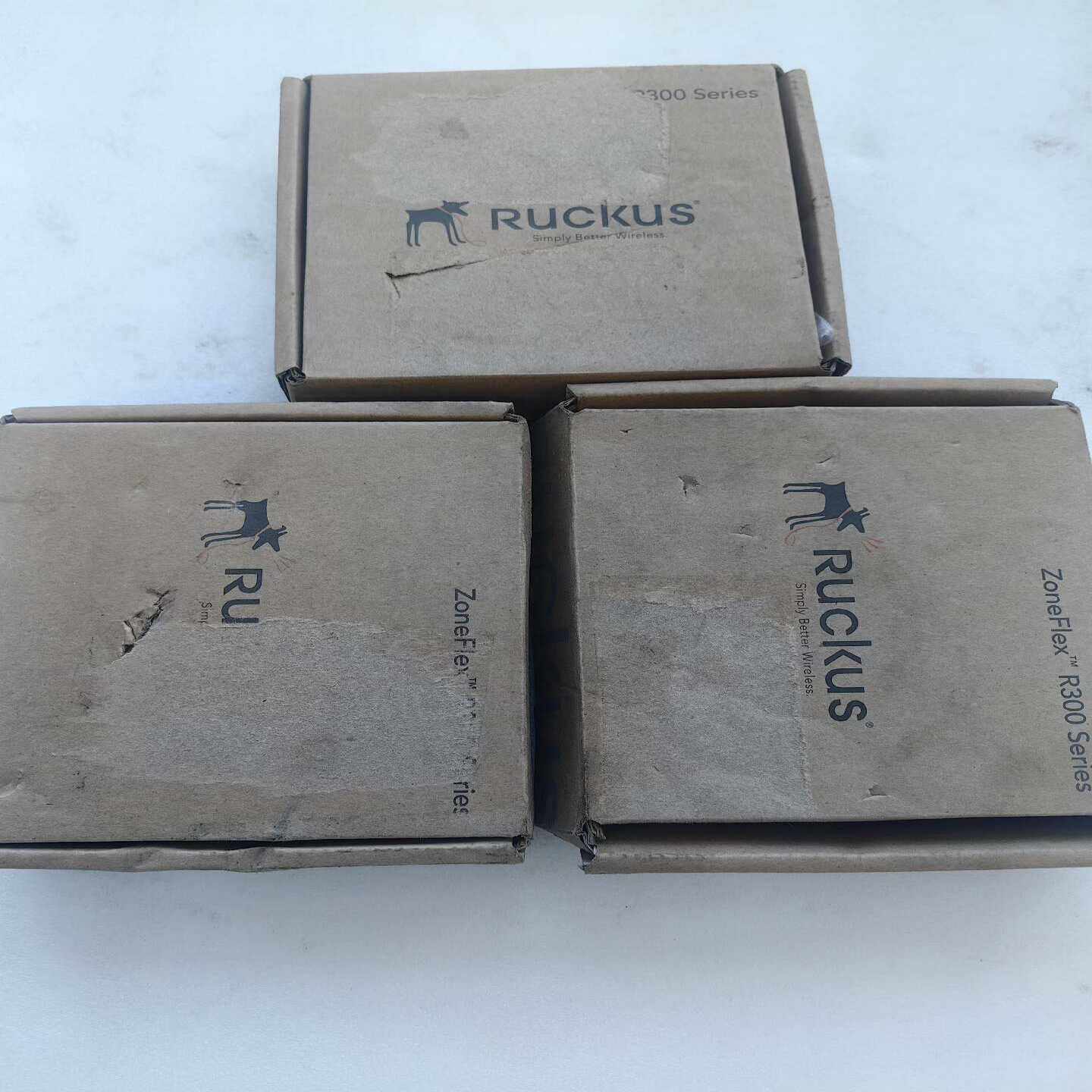 （议价）ruckus/优科R300，型号：901-R300
