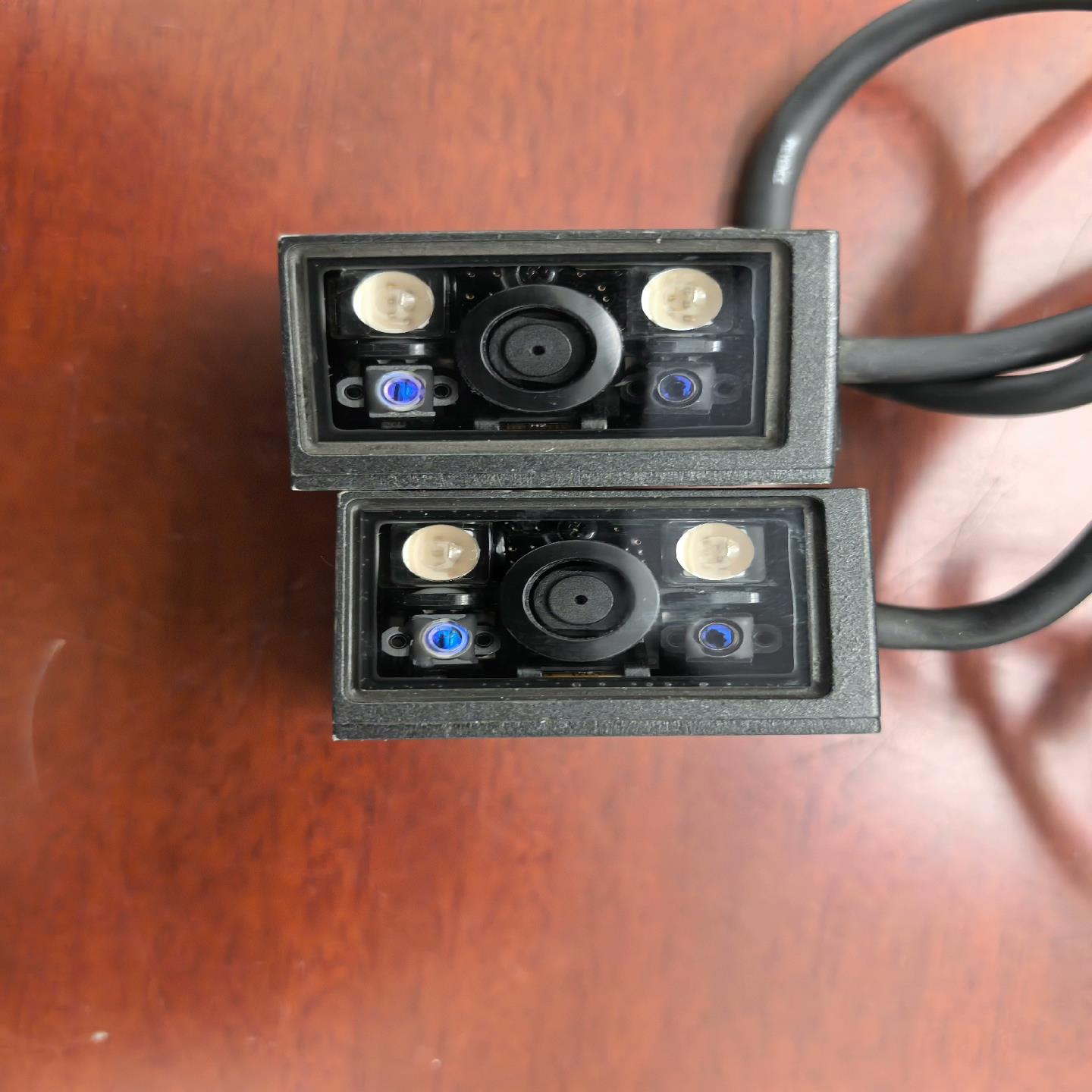 KEYENCE SR-600HA，，剪线，宝贝实物图！（佳毅工控）