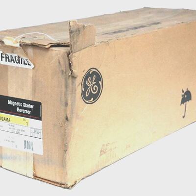 NIB GENERAL ELECTRIC CR309D002AMA MAGENTIC STARTER REVERSER