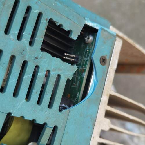 询-4KW欧瑞变频器EC20000040T3详见下图碰掉二电