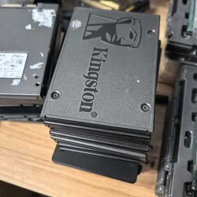 金士顿240G固态硬盘实物图功能正常-议价