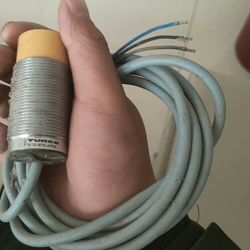 溢价-TURCK图尔克接近开关型号15M30AP6X带