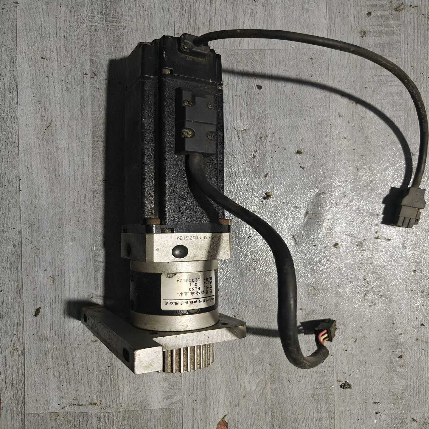 伺服电机ECMA-C30604FS减速器PL60