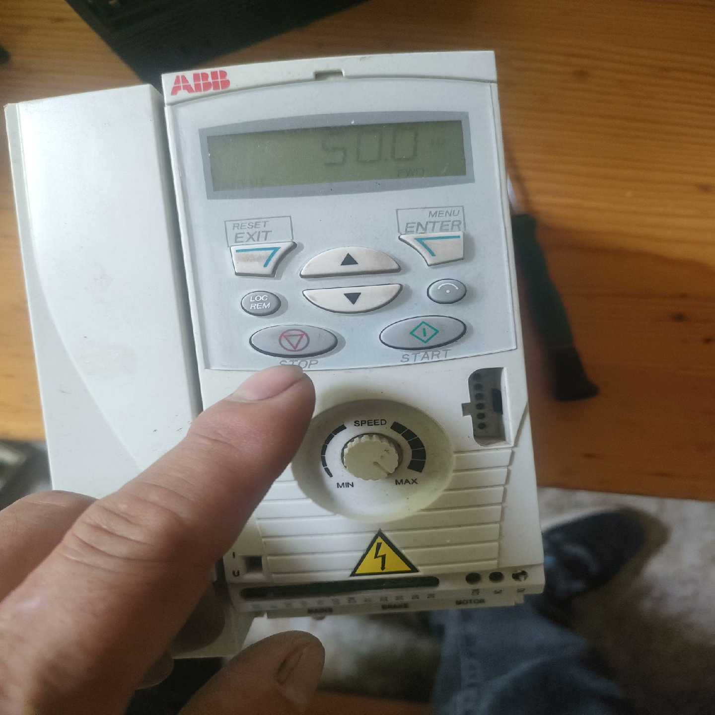 【议价】变频器220**1.5w一台368适用