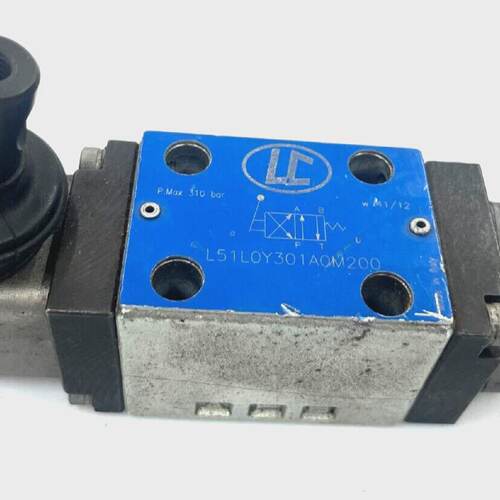 LCL51L0Y301A0M200CETOP3手动弹簧液压定向阀带手柄