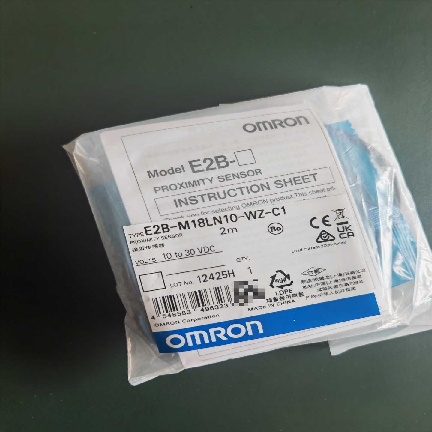咨询-接近传感器，型号E2B-M18LN10-WZ-C1