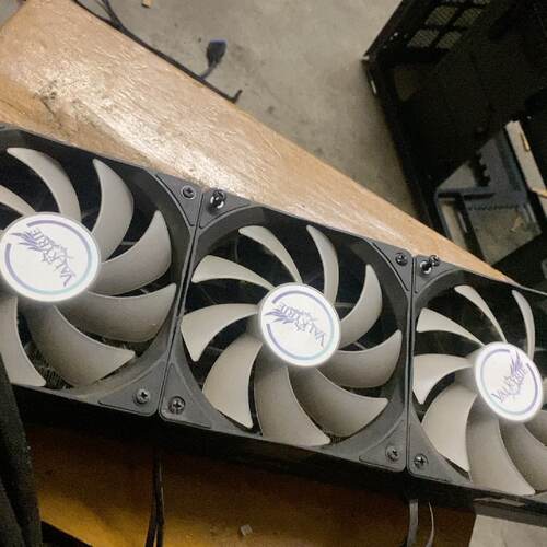 瓦尔基里vk c360水冷黑色  有点浮灰 功能正常议价
