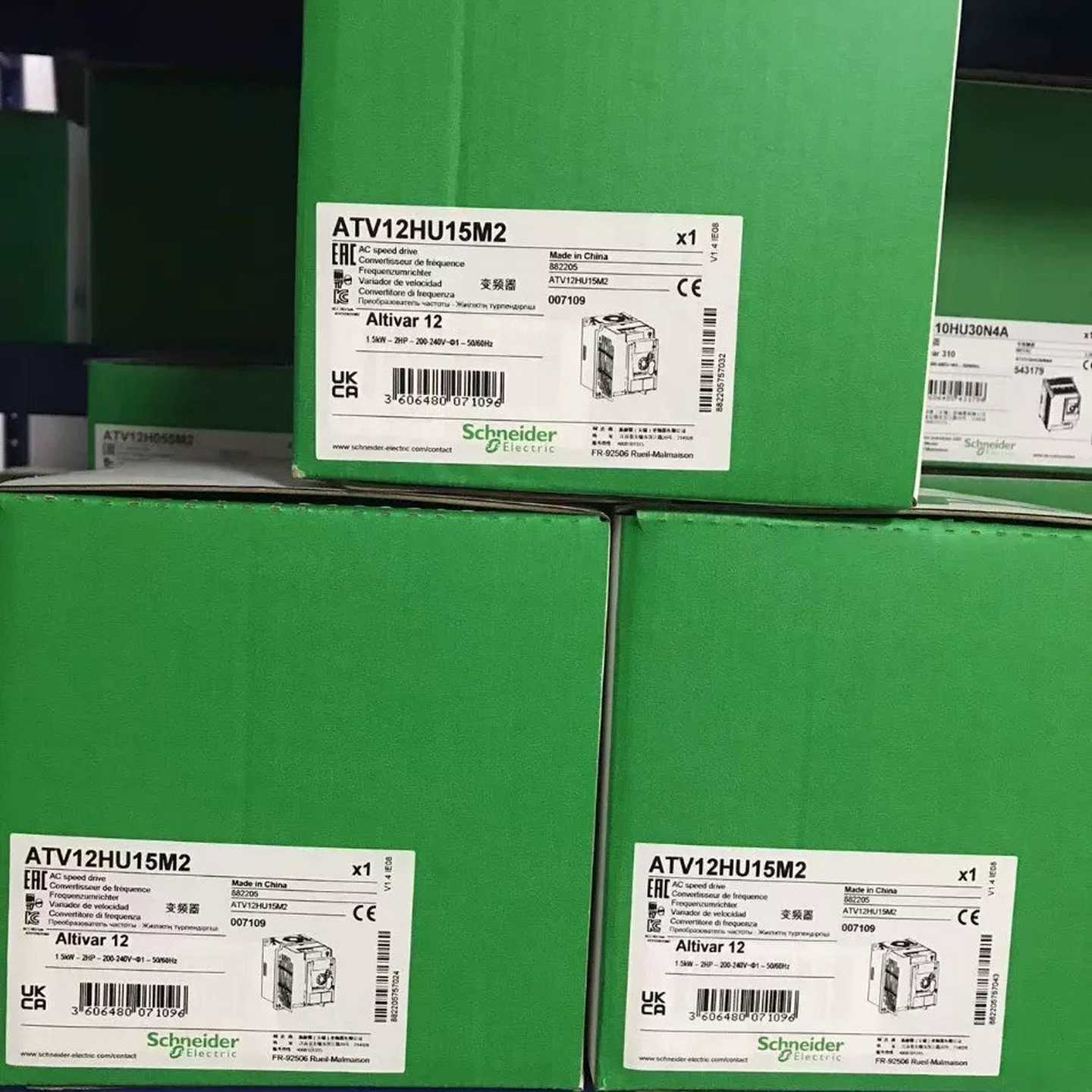 #施耐德施耐德变频器ATV12H037M2ATV12H0--议价商品