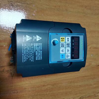 询-1.5kw佳乐变频器JR71001R5G41010A