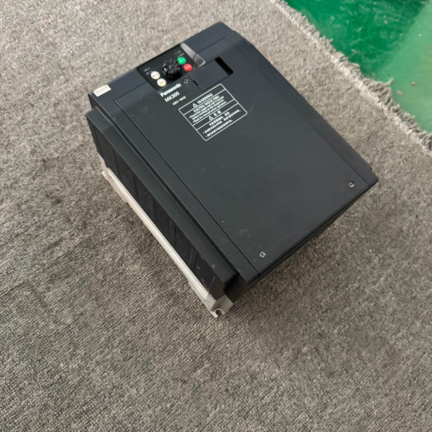 原装松下变频器MK300系列AMK3000154，15kW，--议价商品