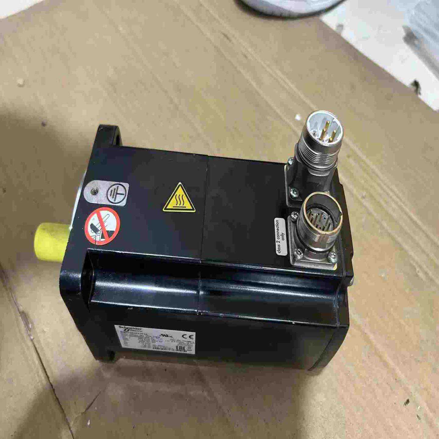 询价~PXR-7温控表，型号PXRTAY1-8W000-C，成