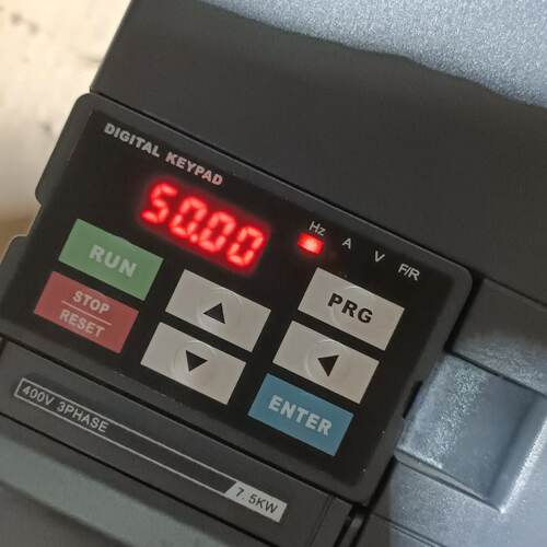 询-众辰变频器Z24007R5G11PJC7.5KW